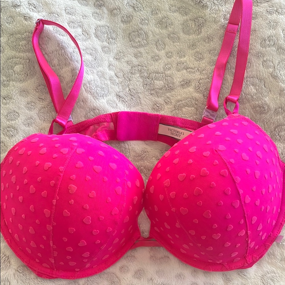 Victoria's Secret Pink Heart Bra
